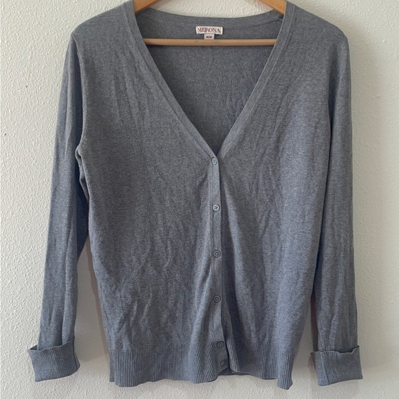 Merona Heather Gray V-Neck Shirt - Picture 1 of 11